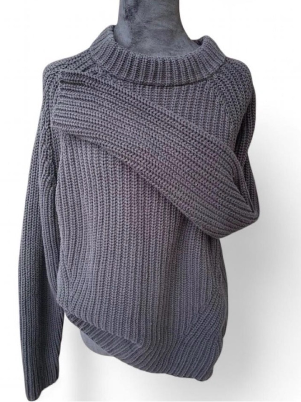 Cozy Gray-Black Fisherman Knit 100% Cotton Goodthreads Sweater